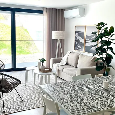 Vitamin Sea Daire Nazaré